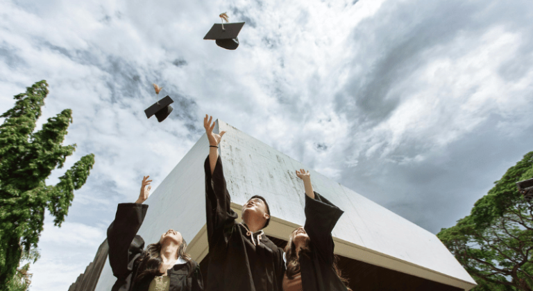 Top 20 Fully Funded Scholarships for International Students in the USA